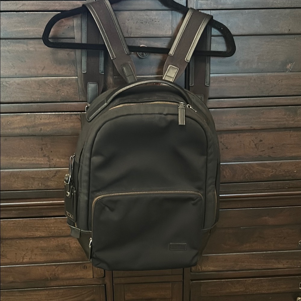 Men’s Tumi Backpack- Great condition!